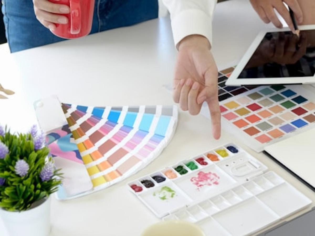 Combining Colors for a Strong Brand Identity